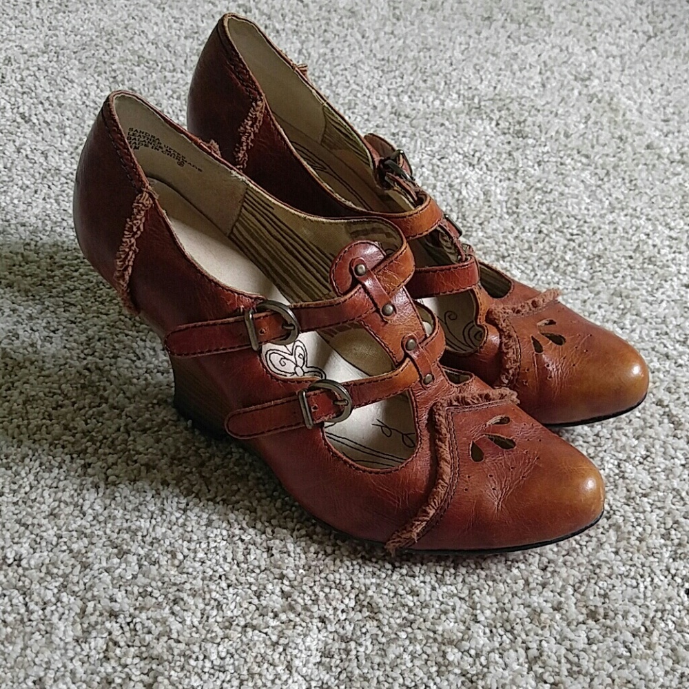 Kenzie Heels